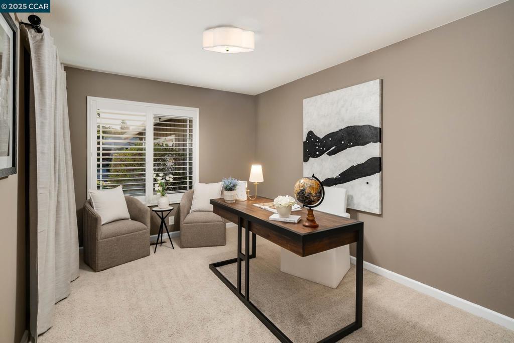 TWIN CREEK - Residential