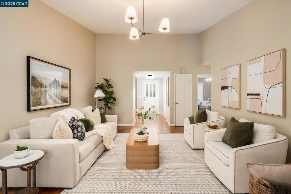 TWIN CREEK - Residential