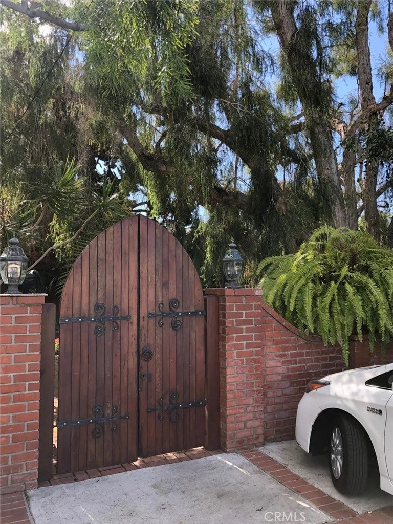 1504 Carmelita Street