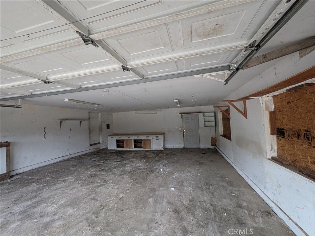 4367 Lakeview Terrace