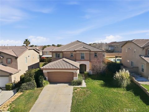 Photo of 42118 Tropez Dr, Lancaster, CA 93536 (MLS # CV26009417)
