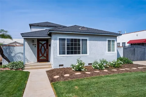 MLS: OC26079045
