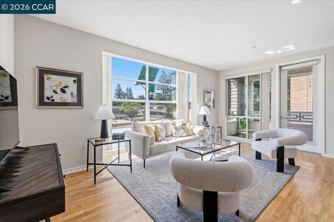 Photo of 1655 N California Blvd Blvd #330, Walnut Creek, CA 94596 (MLS # 41125075)