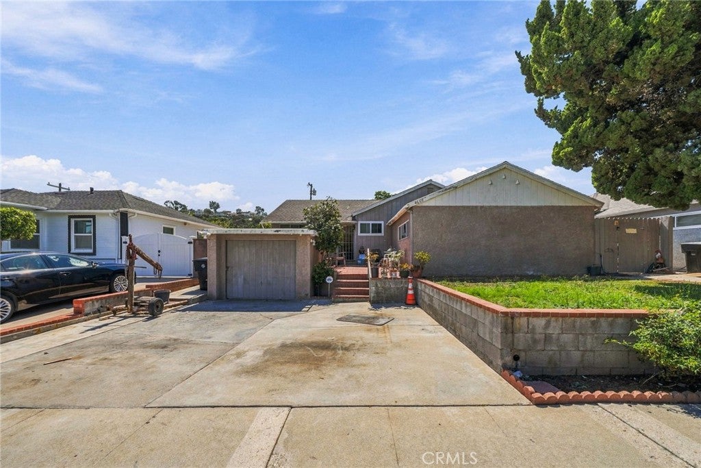 4608 Pacific Coast