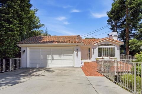 Photo of 1580 Winding Way, Belmont, CA 94002 (MLS # ML82047285)