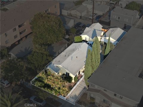 Photo of 1140 Orizaba Avenue, Long Beach, CA 90804 (MLS # SB26103140)