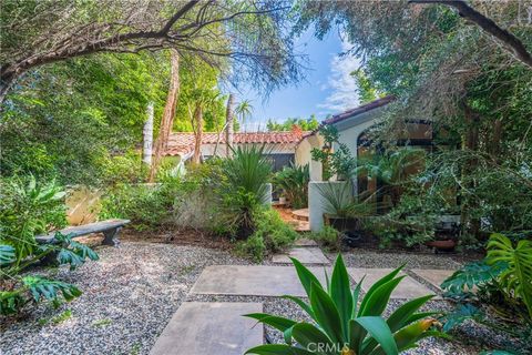 1240 N Olive Drive West Hollywood CA 90069