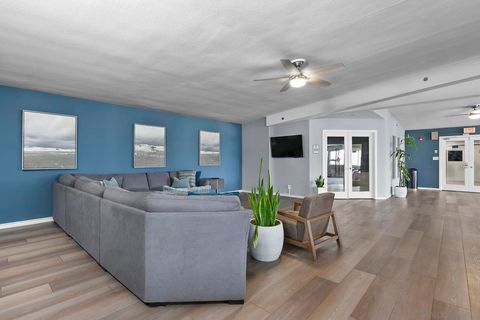 Tiny photo for 1021 Scott St St #225, San Diego, CA 92106 (MLS # 260005374SD)