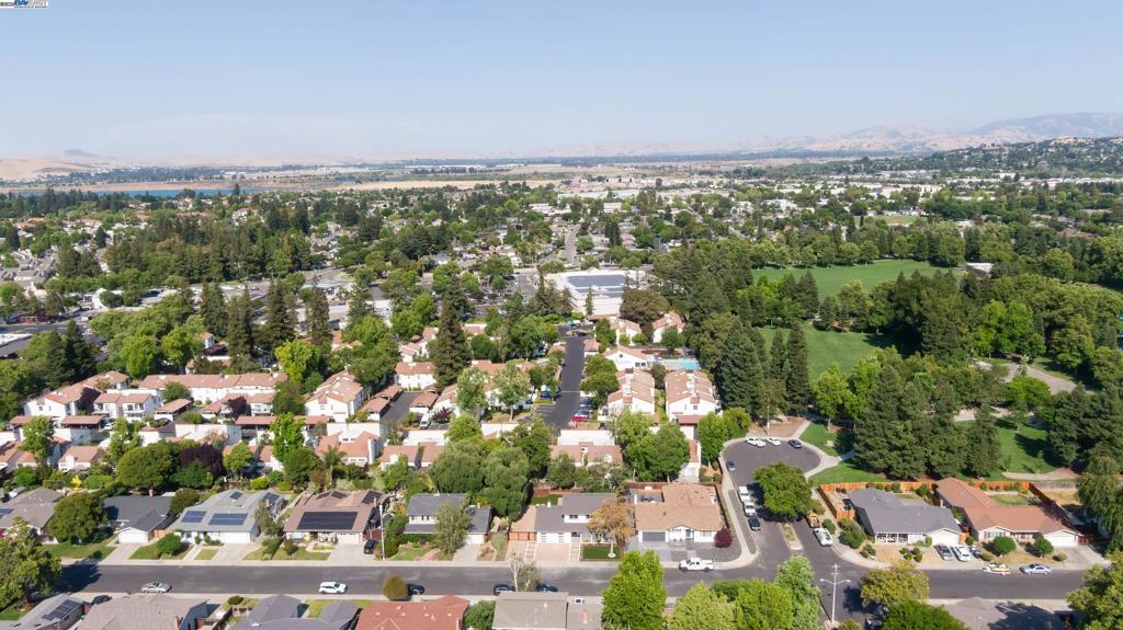 PLEASANT VALLEY - Residential