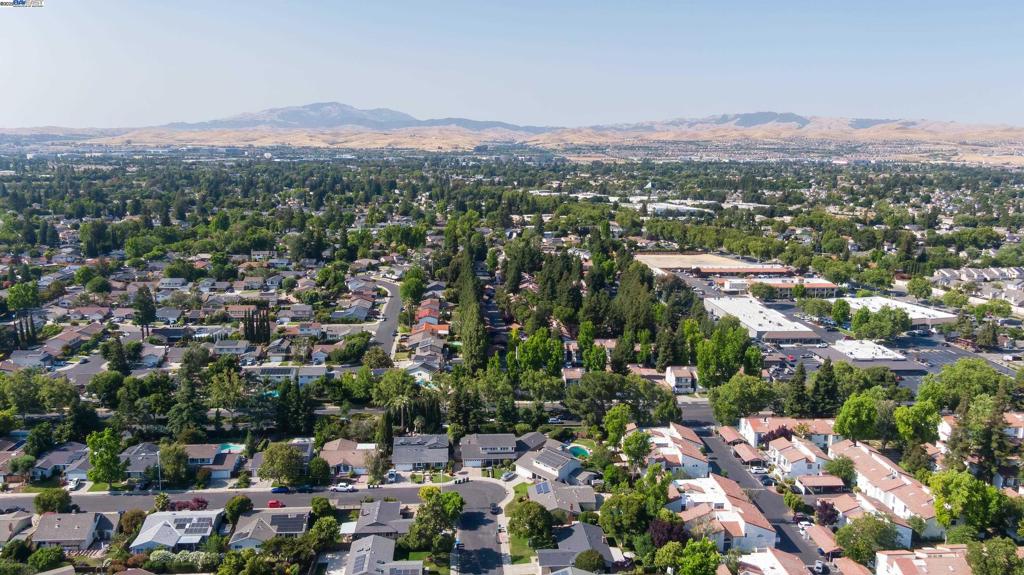 PLEASANT VALLEY - Residential