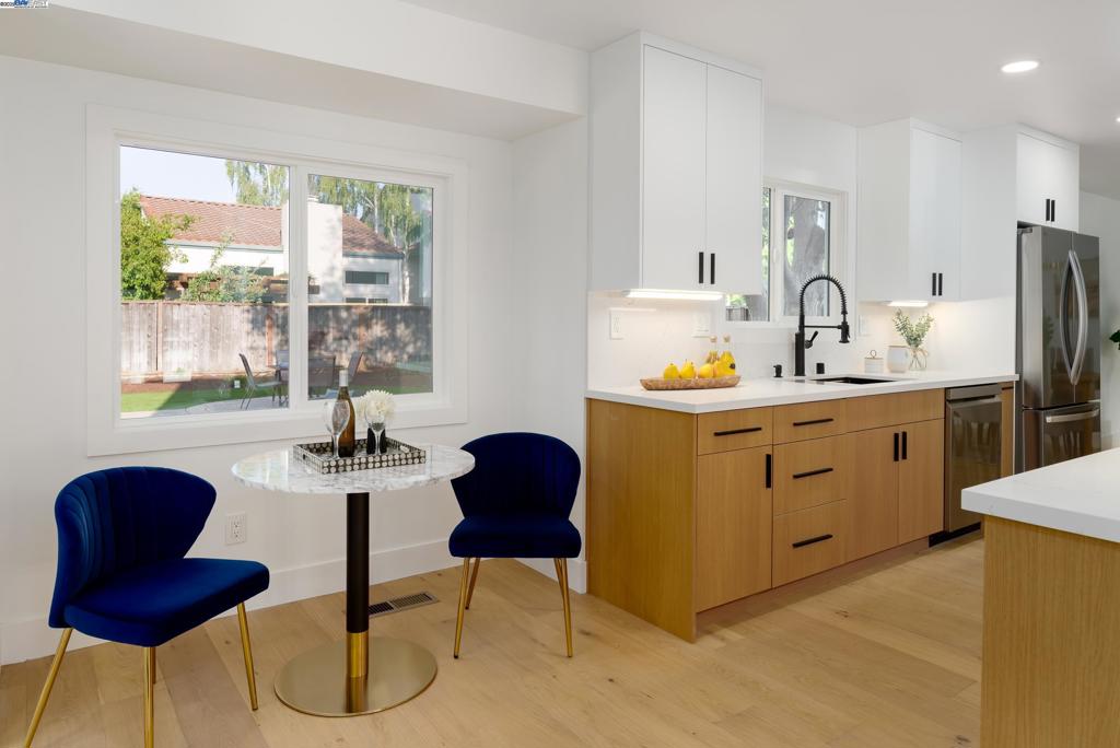 PLEASANT VALLEY - Residential