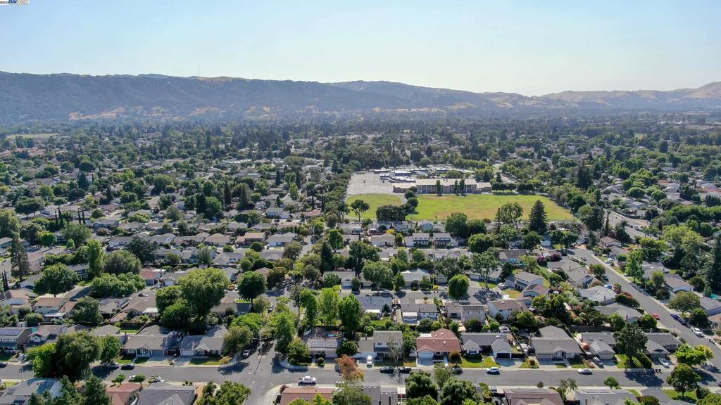 PLEASANT VALLEY - Residential