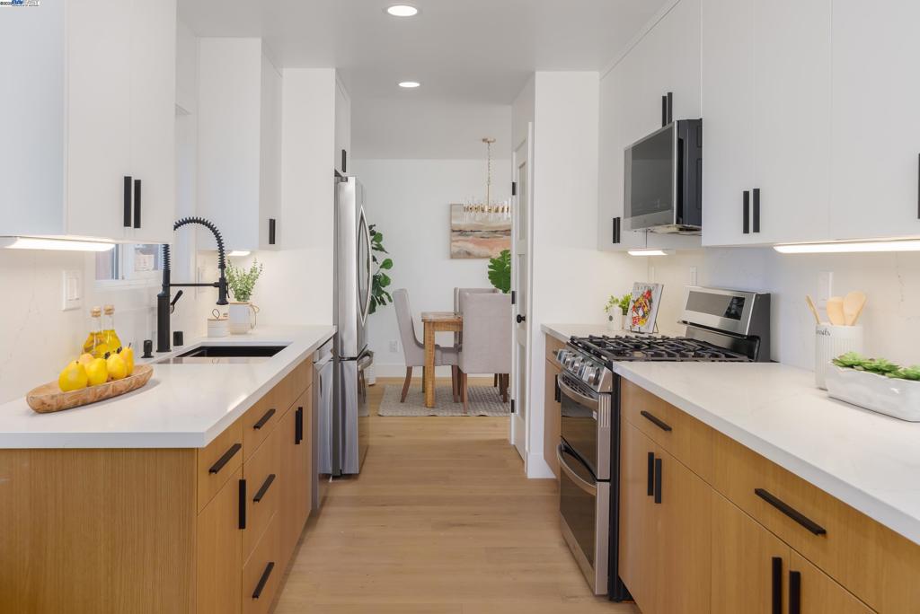 PLEASANT VALLEY - Residential