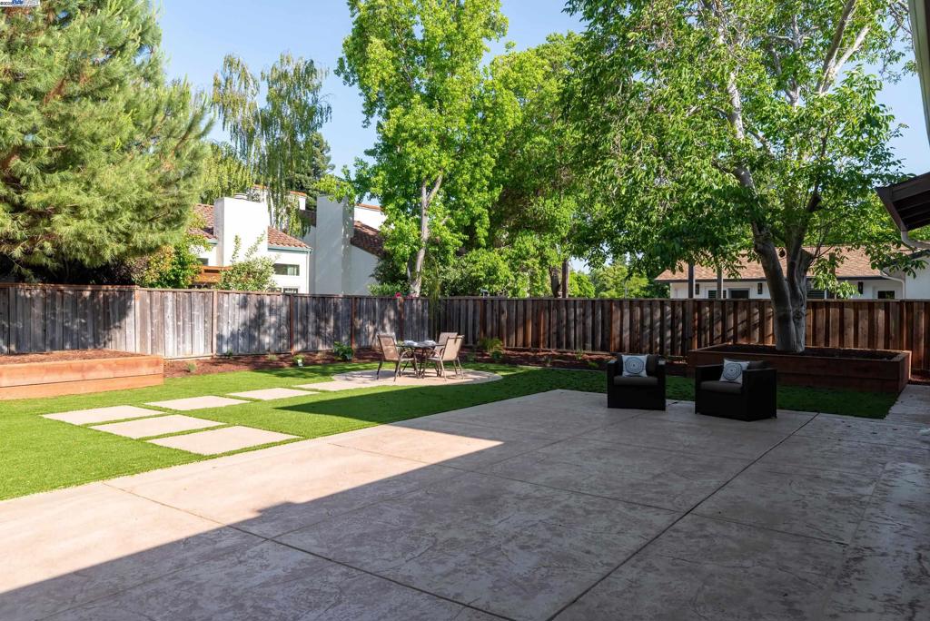 PLEASANT VALLEY - Residential