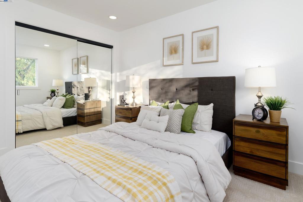 PLEASANT VALLEY - Residential
