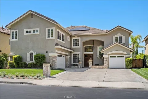 MLS: OC26074557