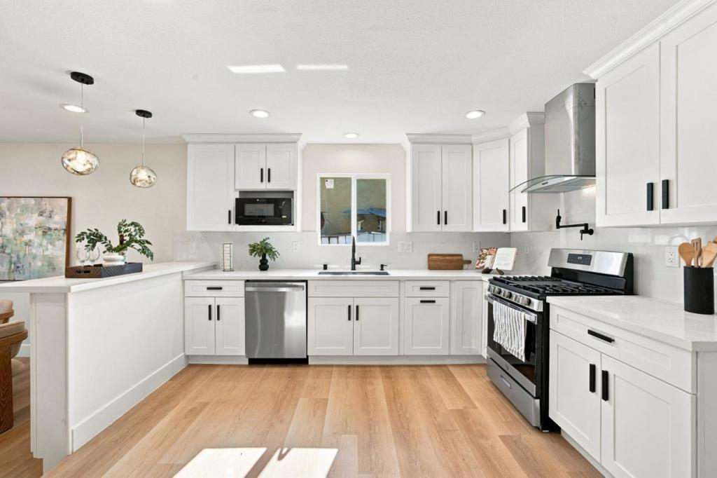 3226 Pentland Court