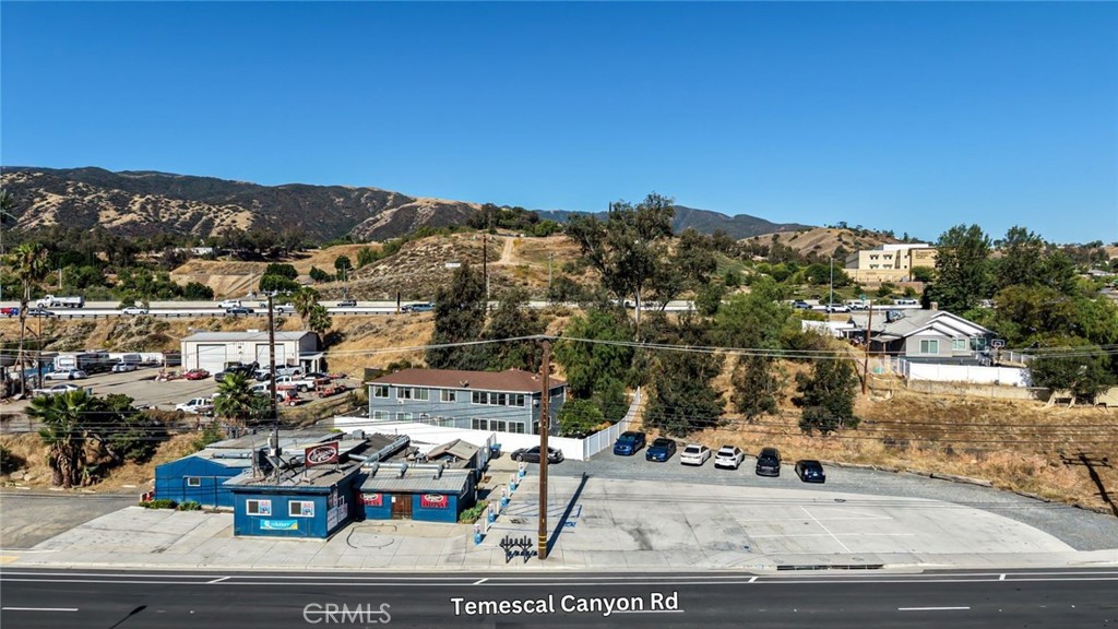 21779 Temescal Canyon