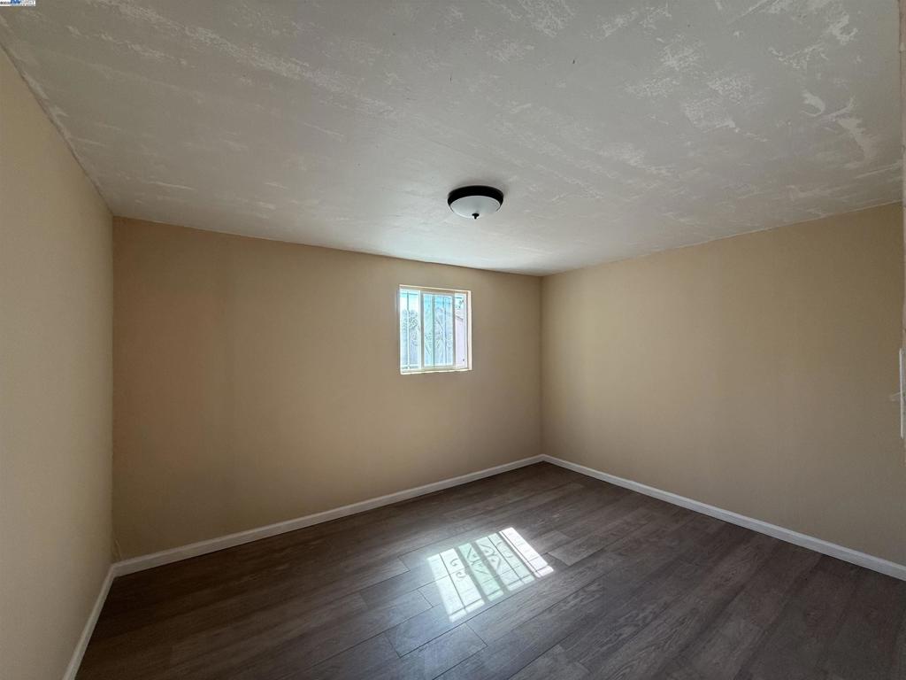 BROOKSIDE - Residential