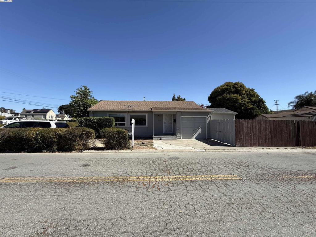BROOKSIDE - Residential