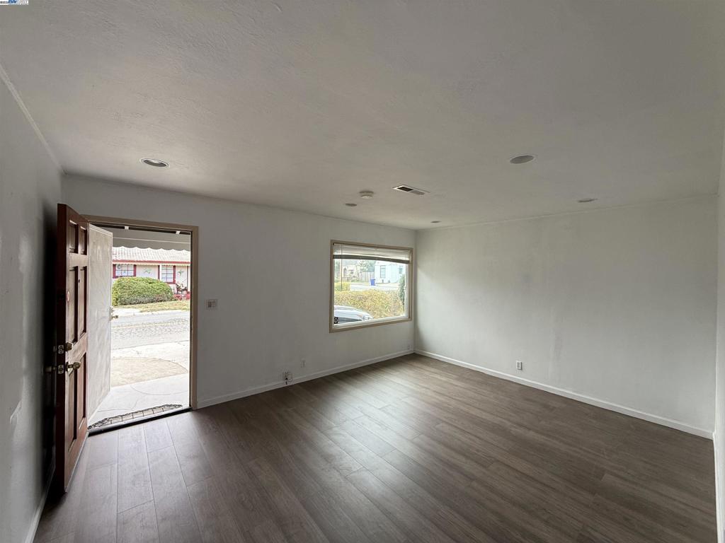 BROOKSIDE - Residential