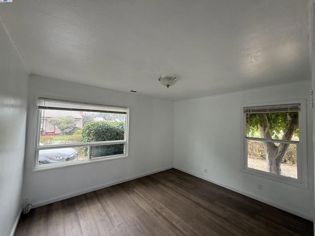 BROOKSIDE - Residential