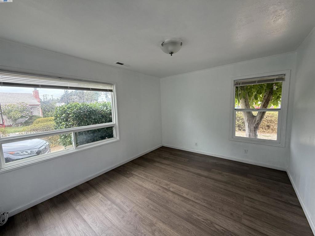 BROOKSIDE - Residential