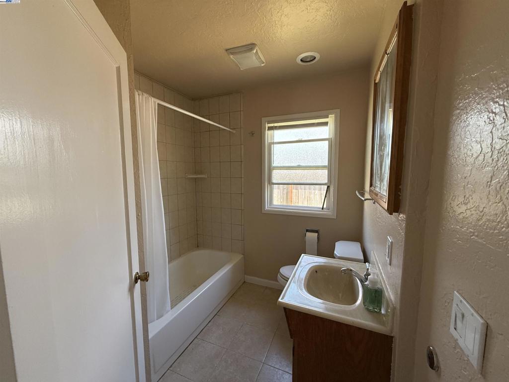 BROOKSIDE - Residential
