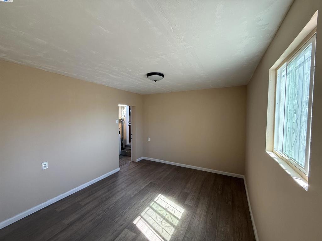 BROOKSIDE - Residential