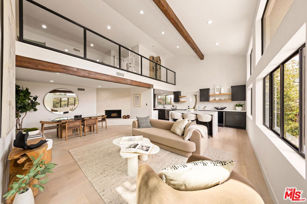 Photo of 2965 Passmore Drive, Los Angeles, CA 90068 (MLS # 25581451)