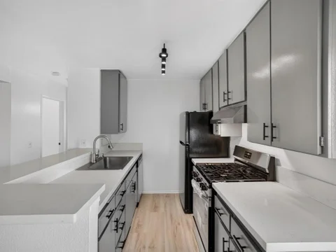 MLS: PTP2607771