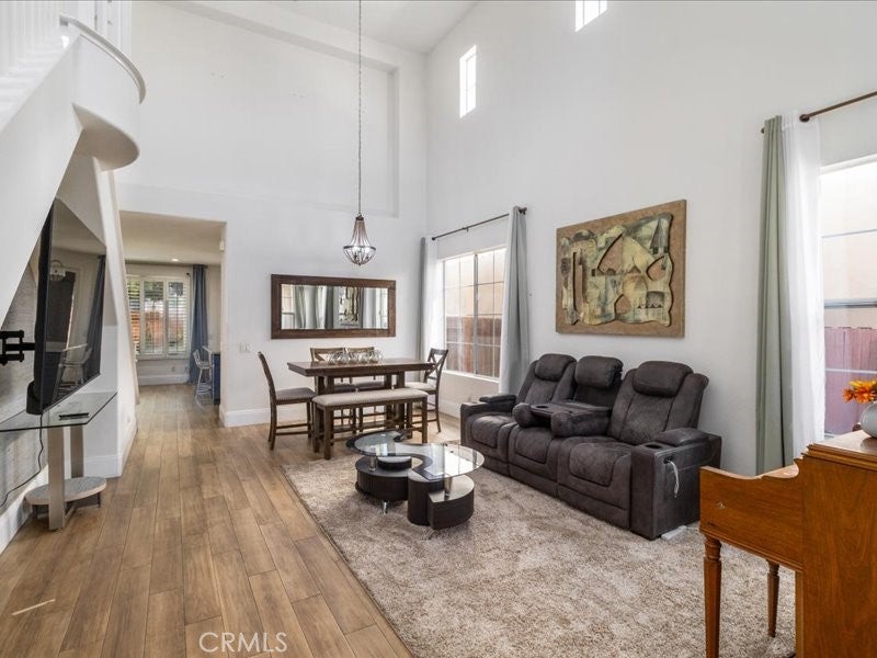 22821 Oak Knoll