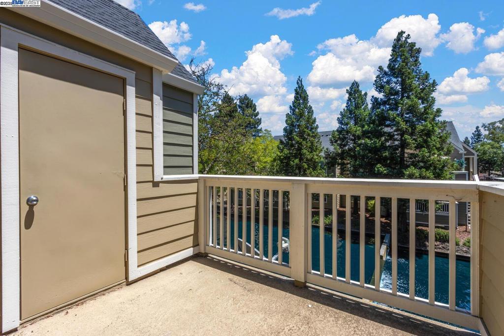 REFLECTIONS - Residential