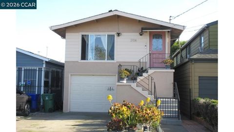 Photo of 2106 Alfreda Blvd Blvd, San Pablo, CA 94806 (MLS # 41120788)