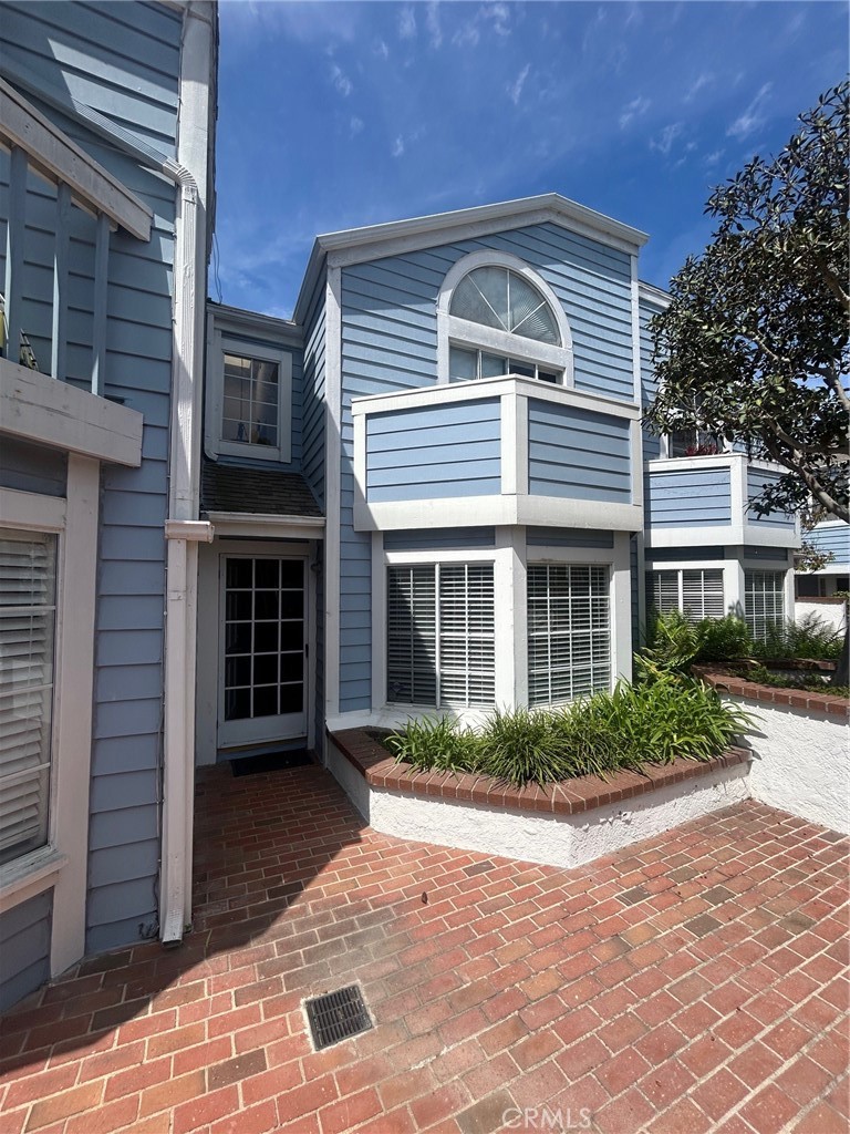 315 N Winnipeg Place I