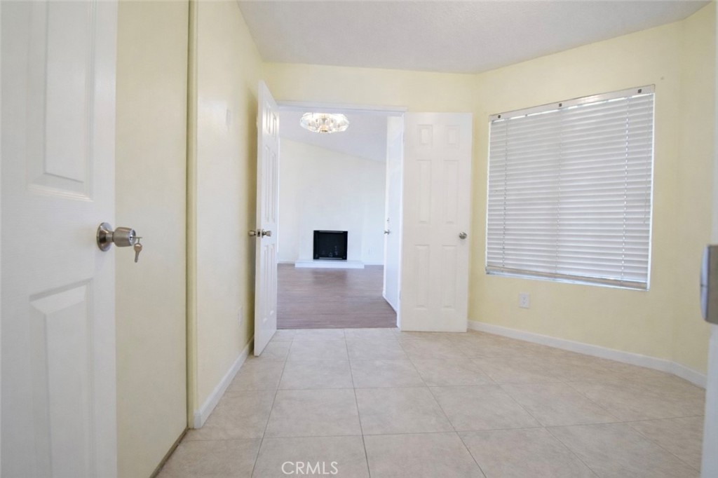 14129 La Mirada