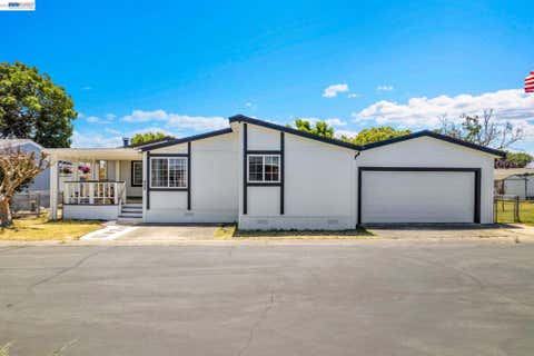 Photo of 345 Benet Ct, Bethel Island, CA 94511 (MLS # 41139310)