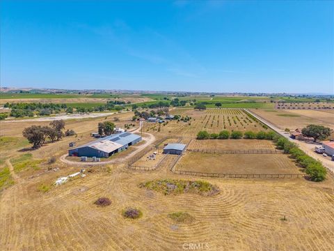 Tiny photo for 7865 Airport RD, Paso Robles, CA 93446 (MLS # NS26107228)