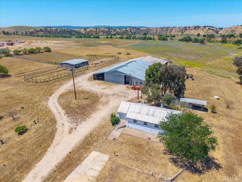 Tiny photo for 7865 Airport RD, Paso Robles, CA 93446 (MLS # NS26107228)