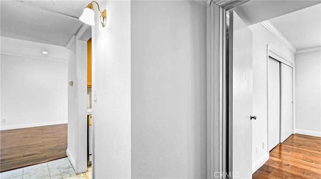 Pasadena, California 91101, United States, 1 Bedroom Bedrooms, ,1 BathroomBathrooms,Residential,Active,227797