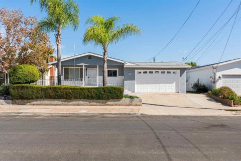 Photo of 3825 Tiara St ST, San Diego, CA 92111 (MLS # 260025143SD)