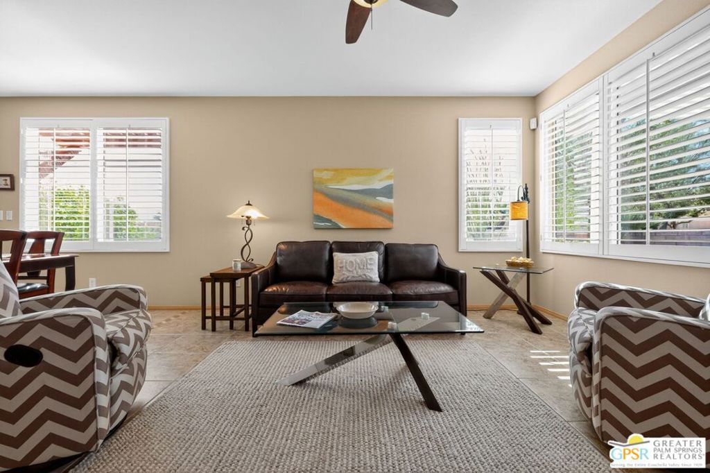 Four Seasons - Residential