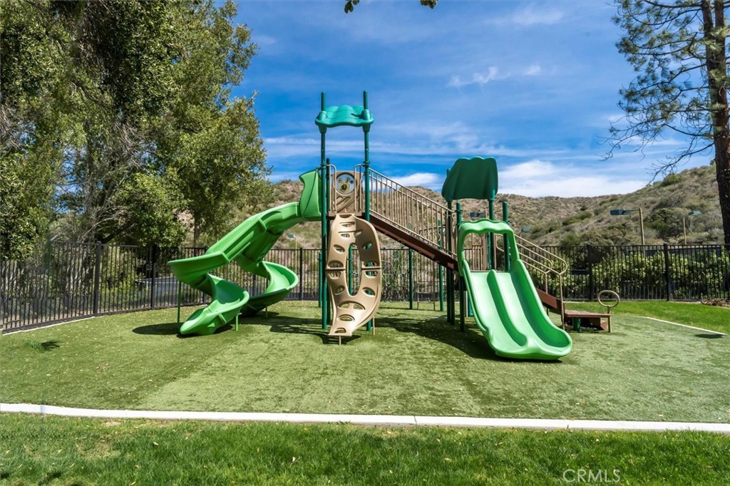 Hidden Valley (HDNV) - Residential