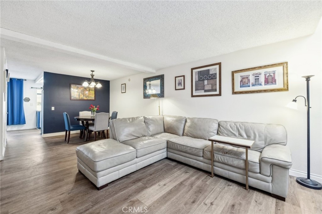 19431 Sherman Way 29