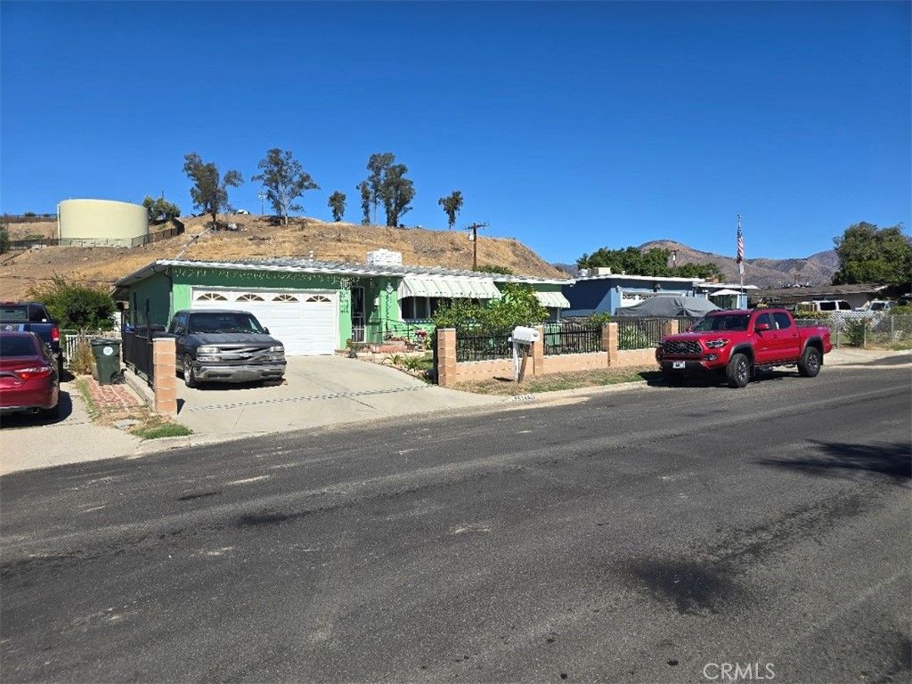 Photo of 25144 19th, San Bernardino, CA 92404 (MLS # SW25243232)