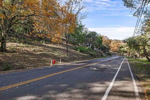 Photo of 78 Circle Oaks Drive, Napa, CA 94558 (MLS # 41120039)