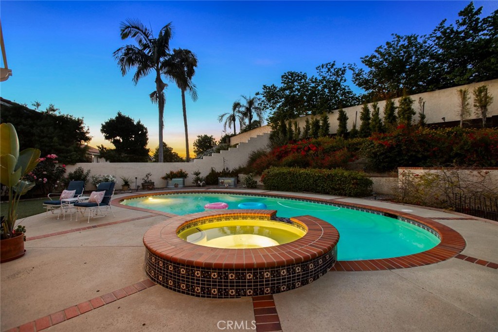 23409 Coyote Springs