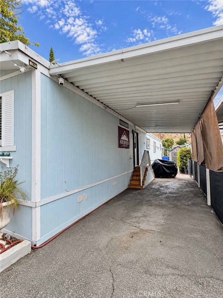29021 Bouquet Canyon 290