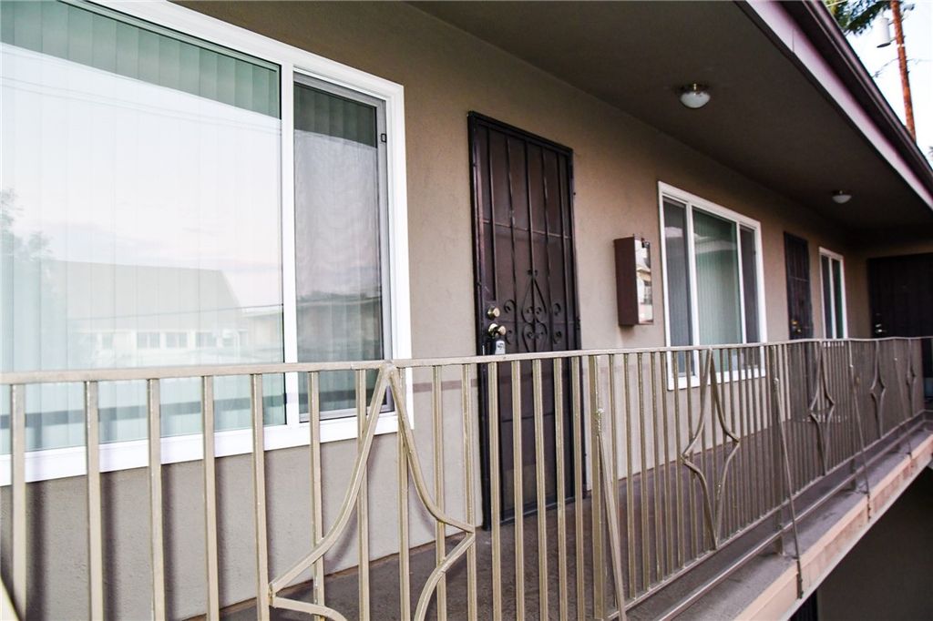 Photo of 1637 W Malvern Ave, Fullerton, CA 92833 (MLS # PW26014027)