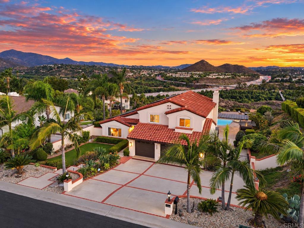 3558 Avenida Amorosa